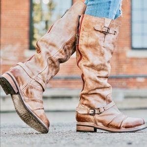 Freebird Roadie Boots BNIB cognac color